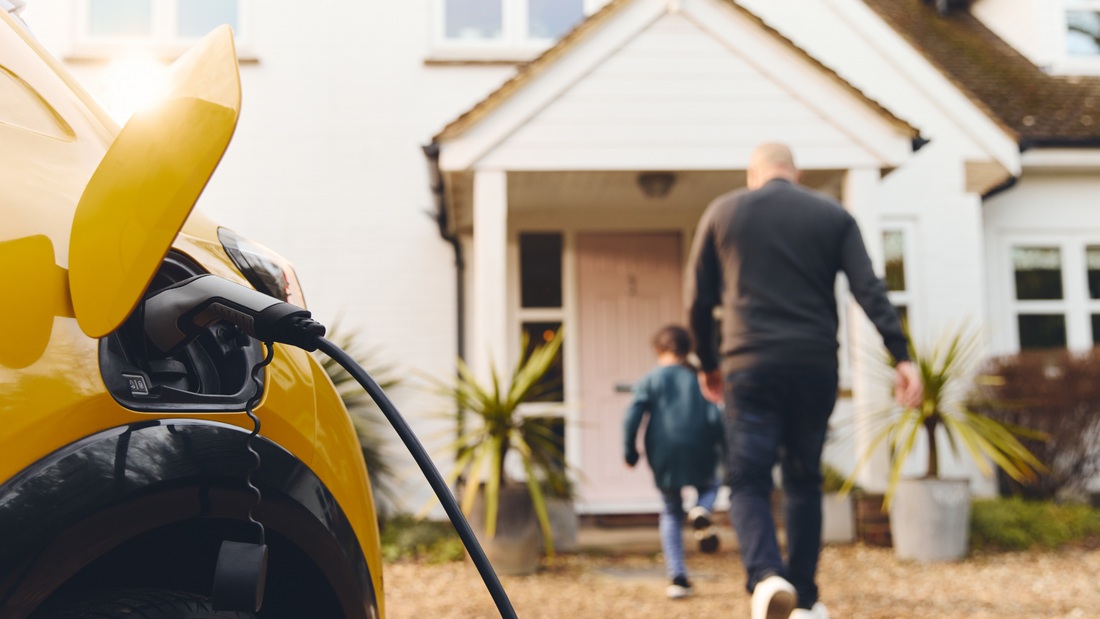 Invertir en Cargador Coche Eléctrico para Casa: Ahorra en Gasolina y Energía